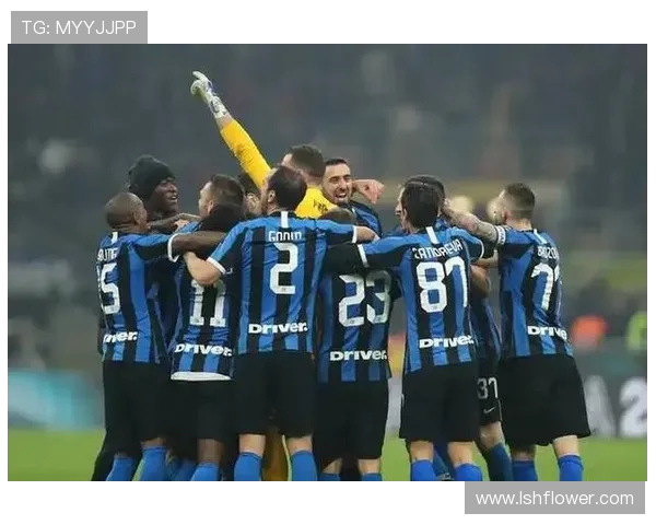 拉齐奥与国米激战正酣决战意甲榜首之争引人瞩目